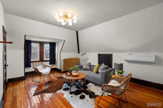 $599,000 | 3728 Arsenal Street, St. Louis, MO 63116