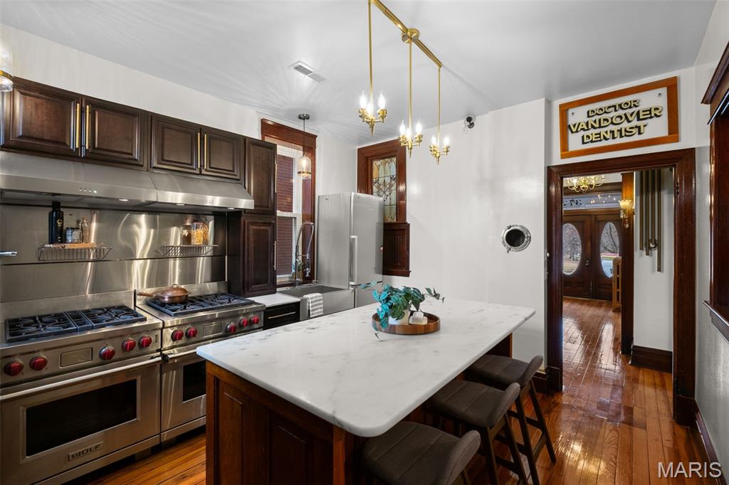 3728 Arsenal Street St. Louis, MO 63116 - Photo 9 of 38