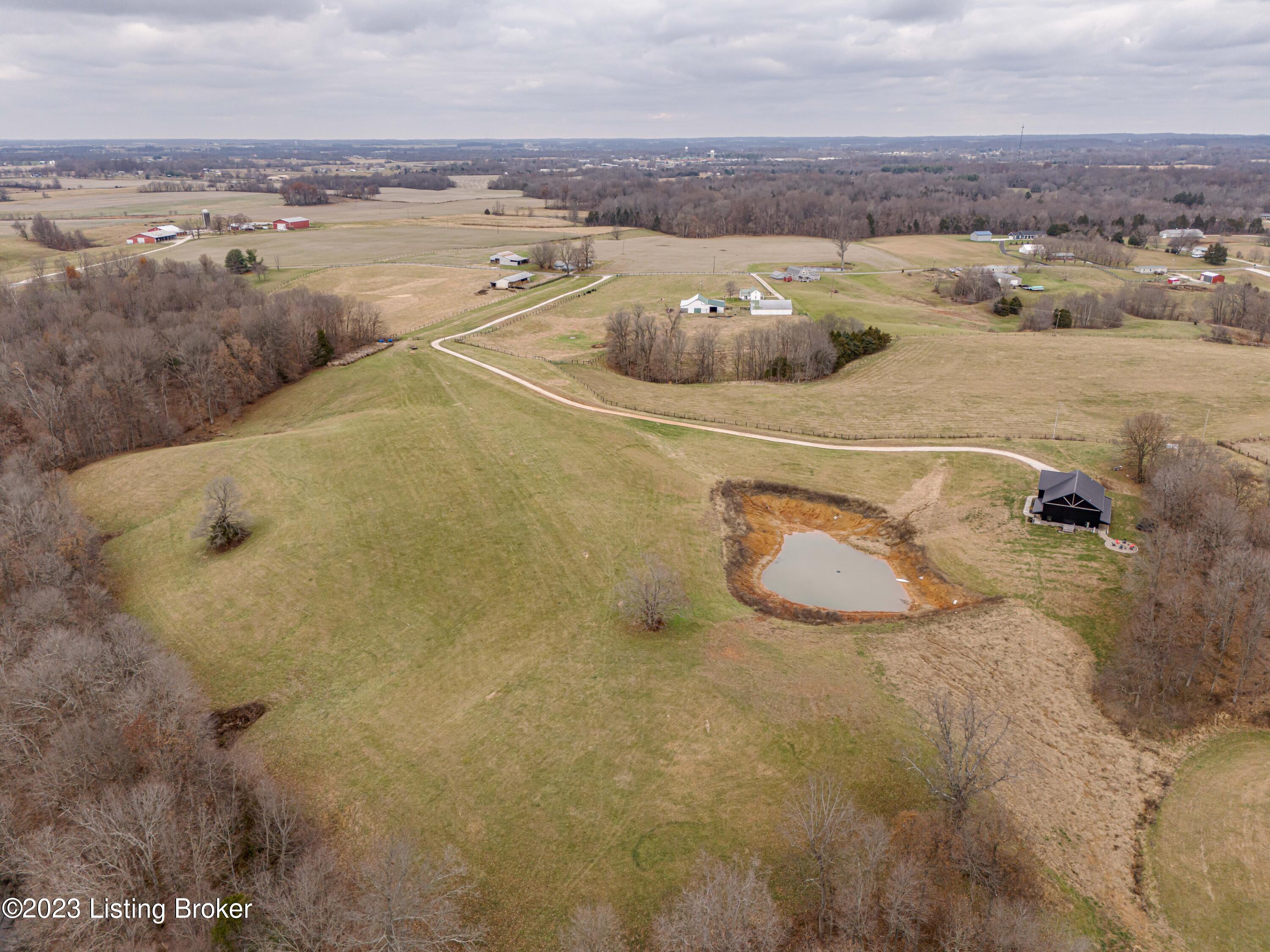 2185 McDowell Road Hodgenville, KY 42748 - Photo 76 of 90 Ready to Hunt?