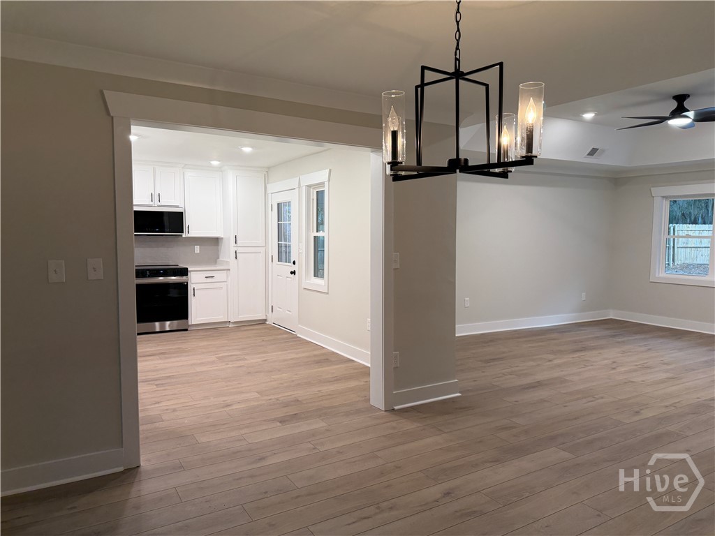 364 Island Road Savannah, GA 31406 - Photo 9 of 47