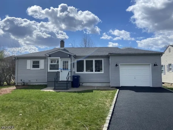 $674,500 | 271 Valley Road, Clark, NJ 07066