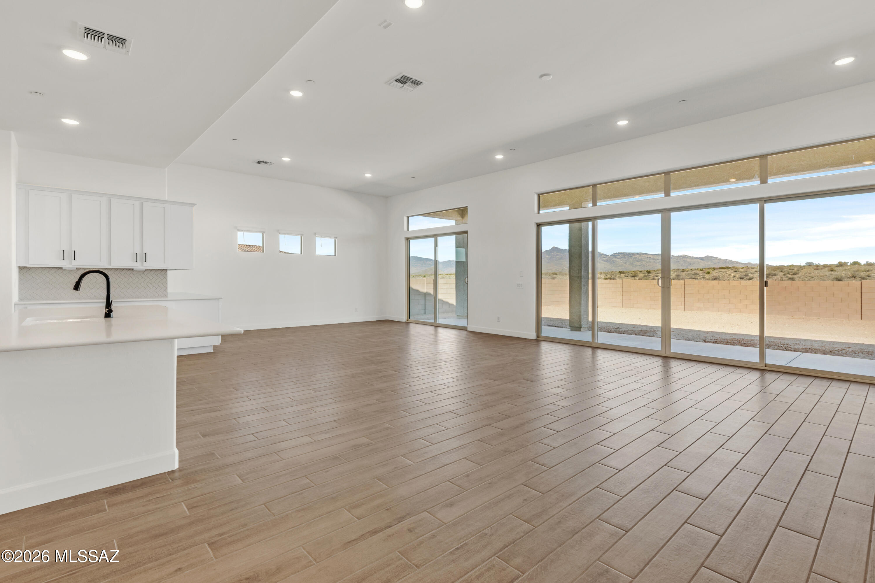 15062 East Sands Ranch Road Vail, AZ 85641 - Photo 2 of 25 Greatroom