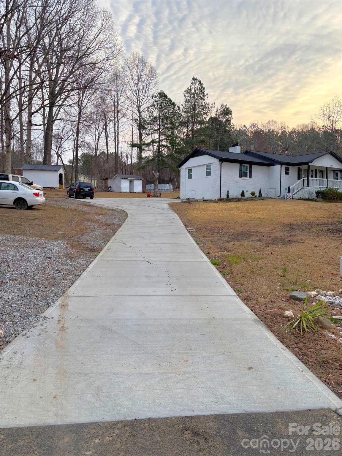 135 Old Gregory Lane Lancaster, SC 29720 - Photo 6 of 35