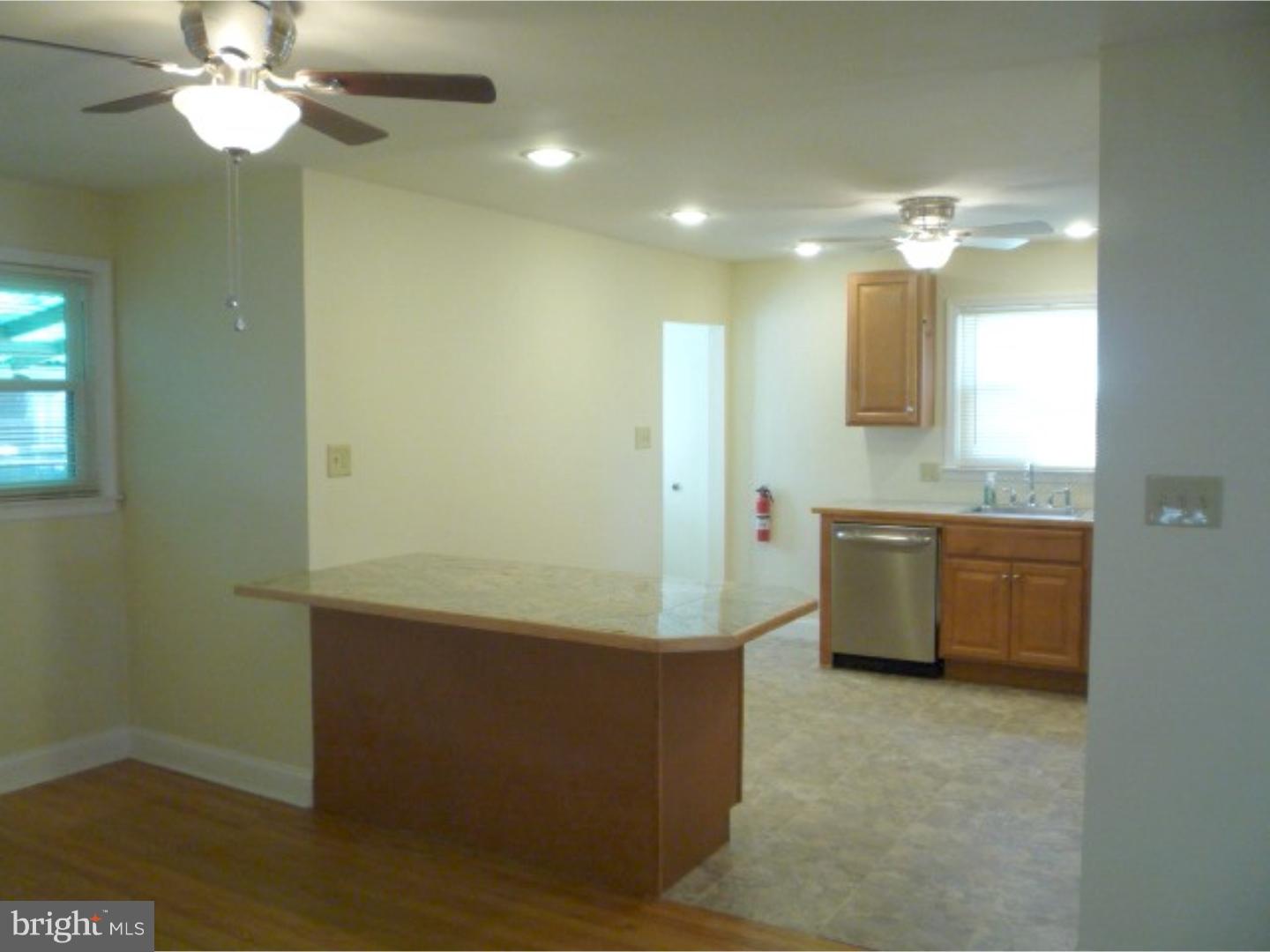 412 County Avenue Maple Shade, NJ 08052 - Photo 7 of 21 Kitchen