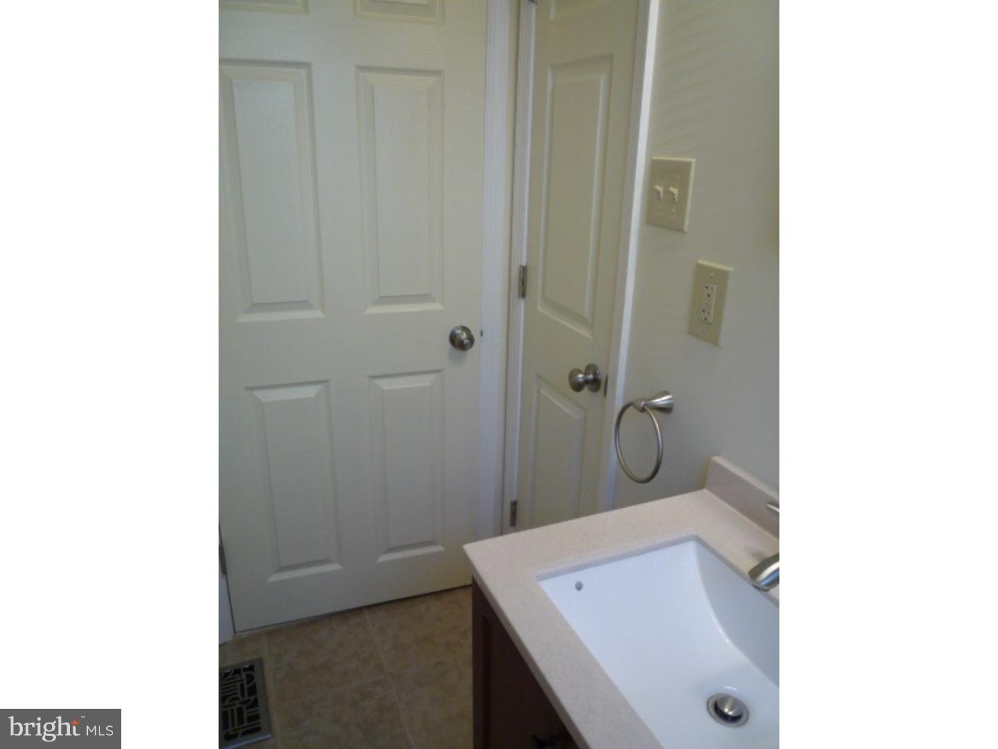 412 County Avenue Maple Shade, NJ 08052 - Photo 9 of 21 Bathroom