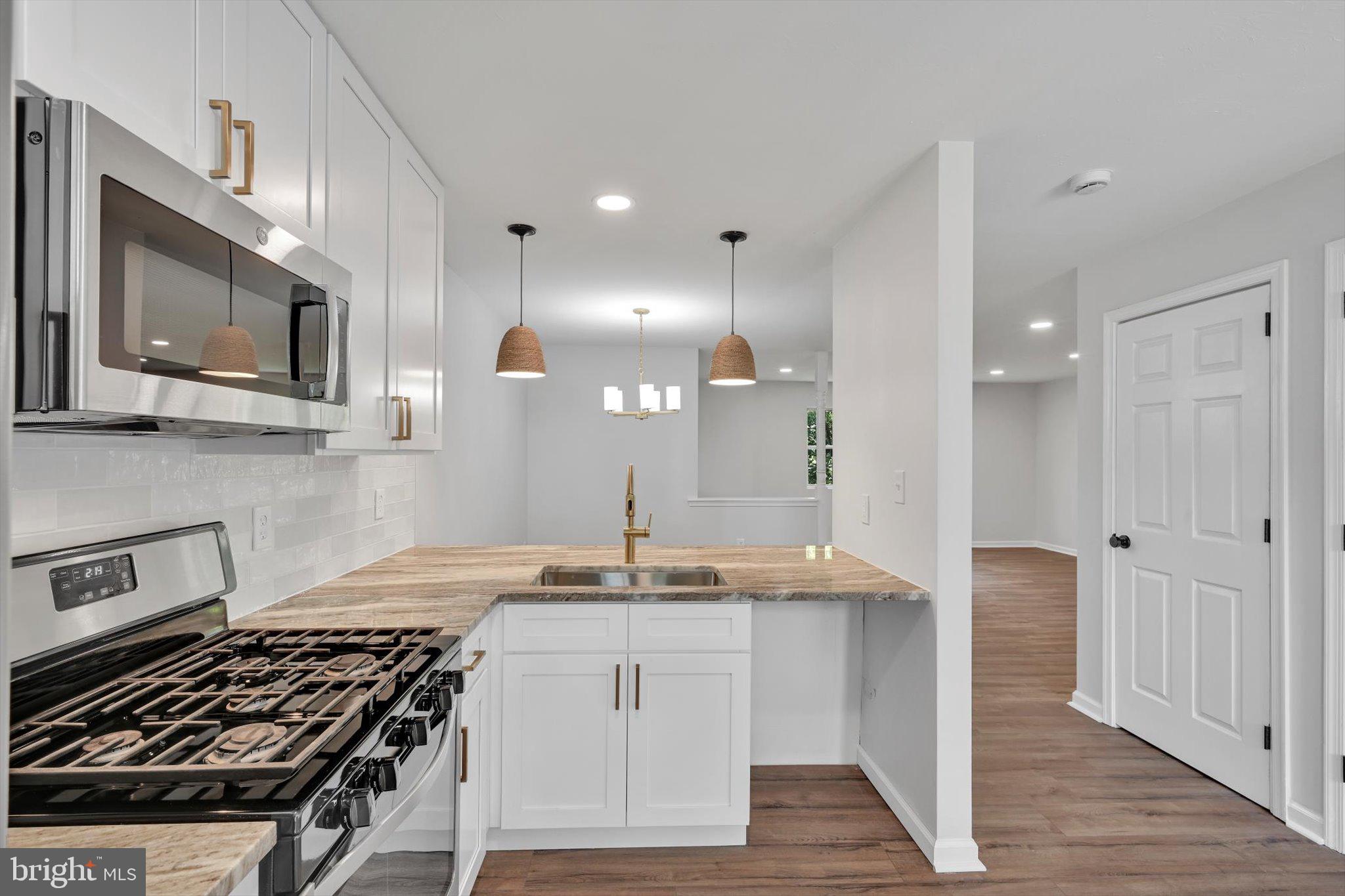 382 Crosswinds Drive Lititz, PA 17543 - Photo 11 of 31