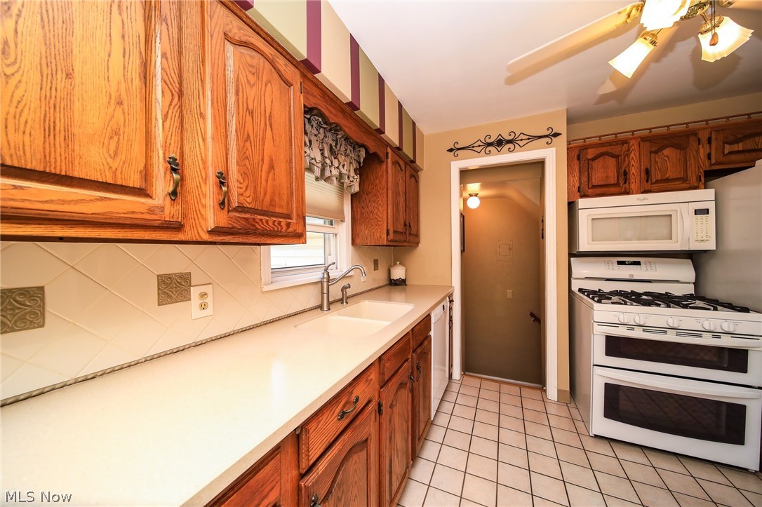 9400 Oakdale Road Parma, OH 44129 - Photo 6 of 35
