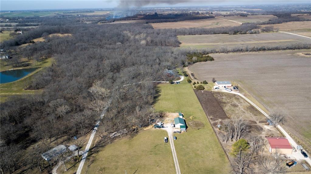 26550-26552 Waverly Road Paola, KS 66071 - Photo 10 of 16