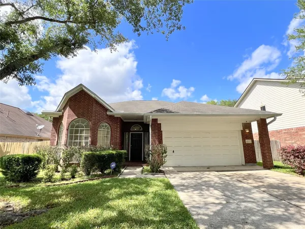 $330,000 | 4723 Silverlake Drive, Sugar Land, TX 77479
