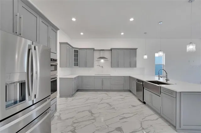 $749,000 | 6516 Simone Shores Circle, Apollo Beach, FL 33572