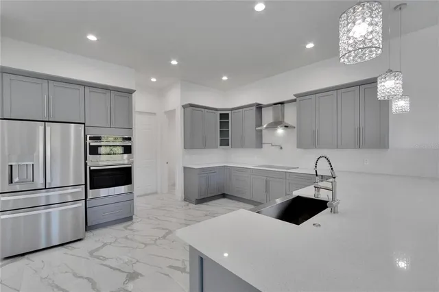 $749,000 | 6516 Simone Shores Circle, Apollo Beach, FL 33572