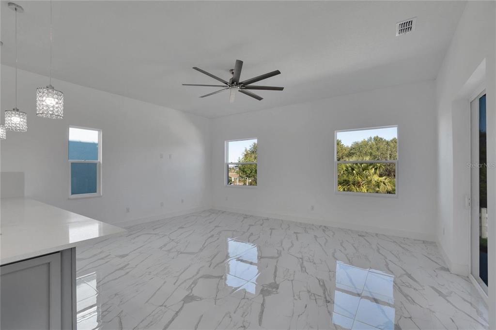 6516 Simone Shores Circle Apollo Beach, FL 33572 - Photo 16 of 19