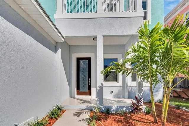 $749,000 | 6516 Simone Shores Circle, Apollo Beach, FL 33572