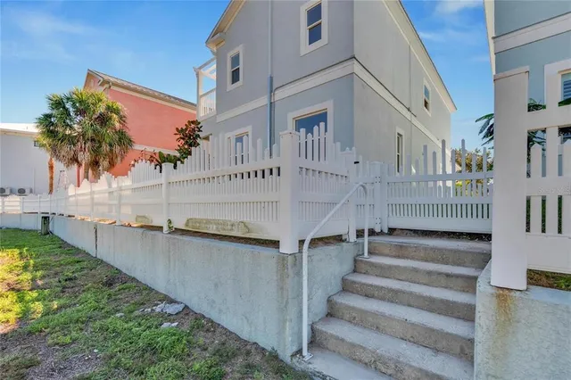 $749,000 | 6516 Simone Shores Circle, Apollo Beach, FL 33572