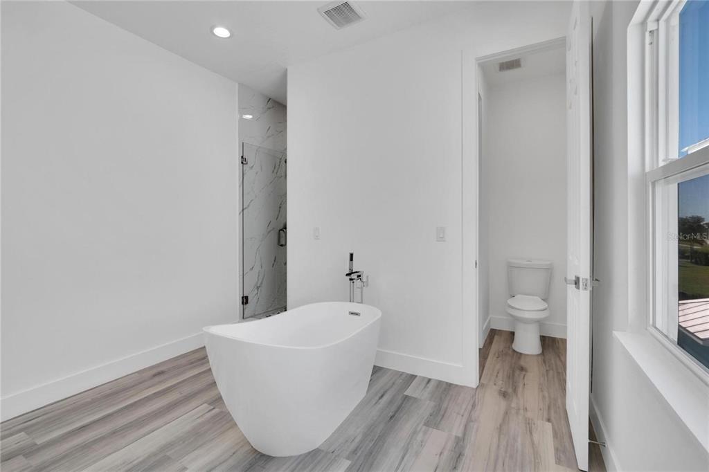 6516 Simone Shores Circle Apollo Beach, FL 33572 - Photo 9 of 19