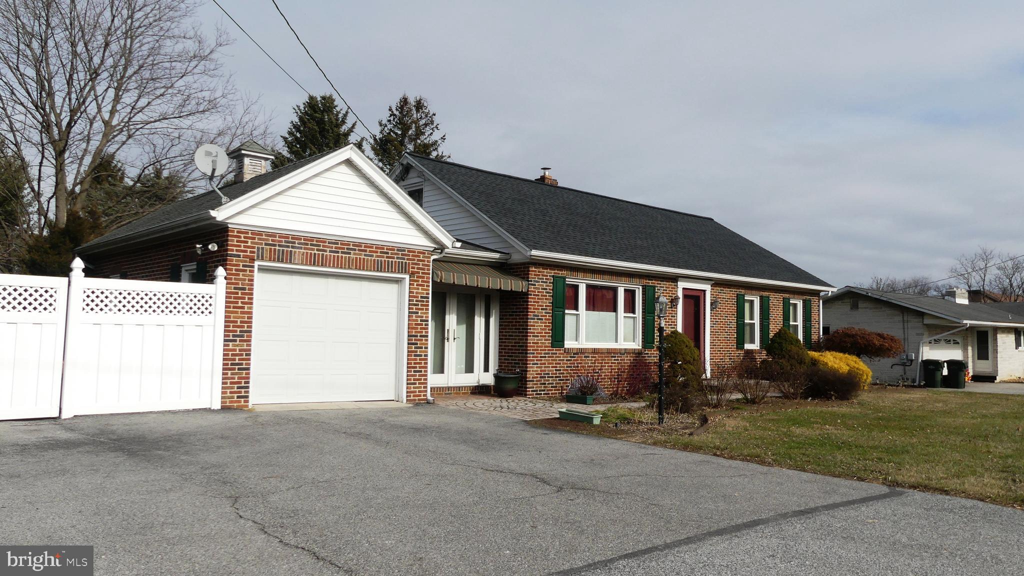 851 Cape Horn Road York, PA 17402 - Photo 3 of 56 Gallery Image 3