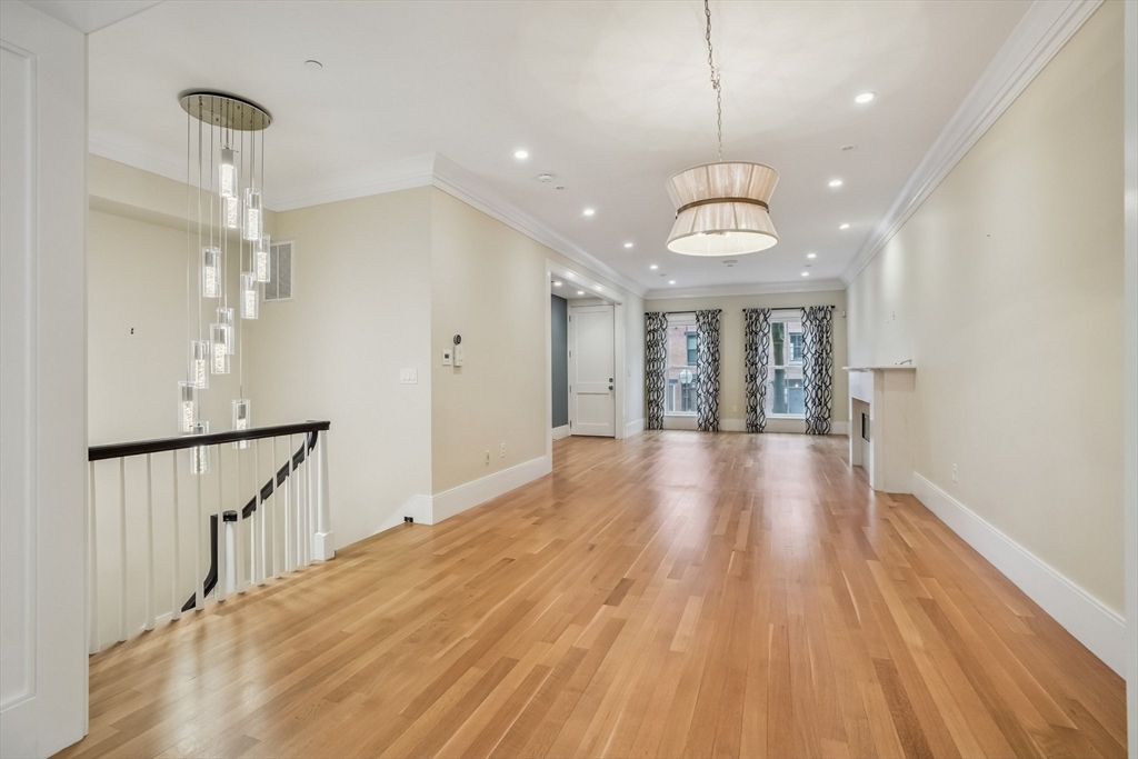 196 West Springfield Street, Unit 1 Boston, MA 02118 - Photo 6 of 31