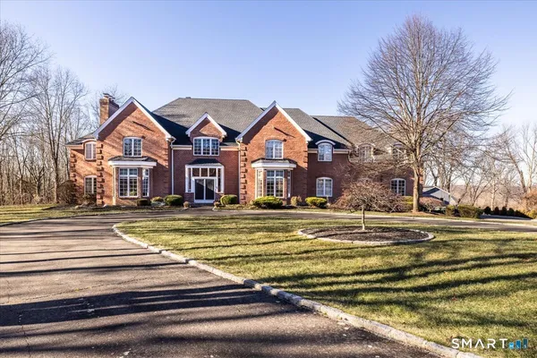 $1,500,000 | 8 Nod Hill Road, Oxford, CT 06478