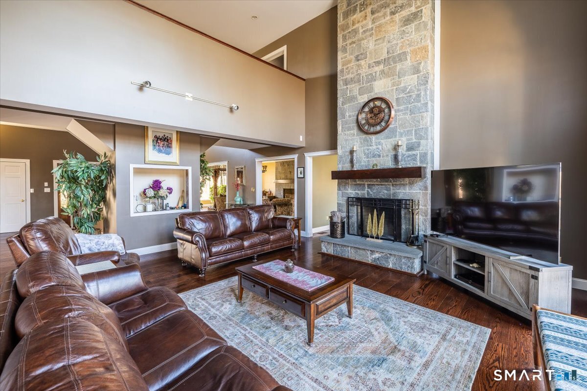 8 Nod Hill Road Oxford, CT 06478 - Photo 11 of 40