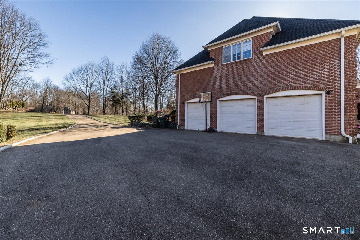 8 Nod Hill Road Oxford, CT 06478 - Photo 35 of 40