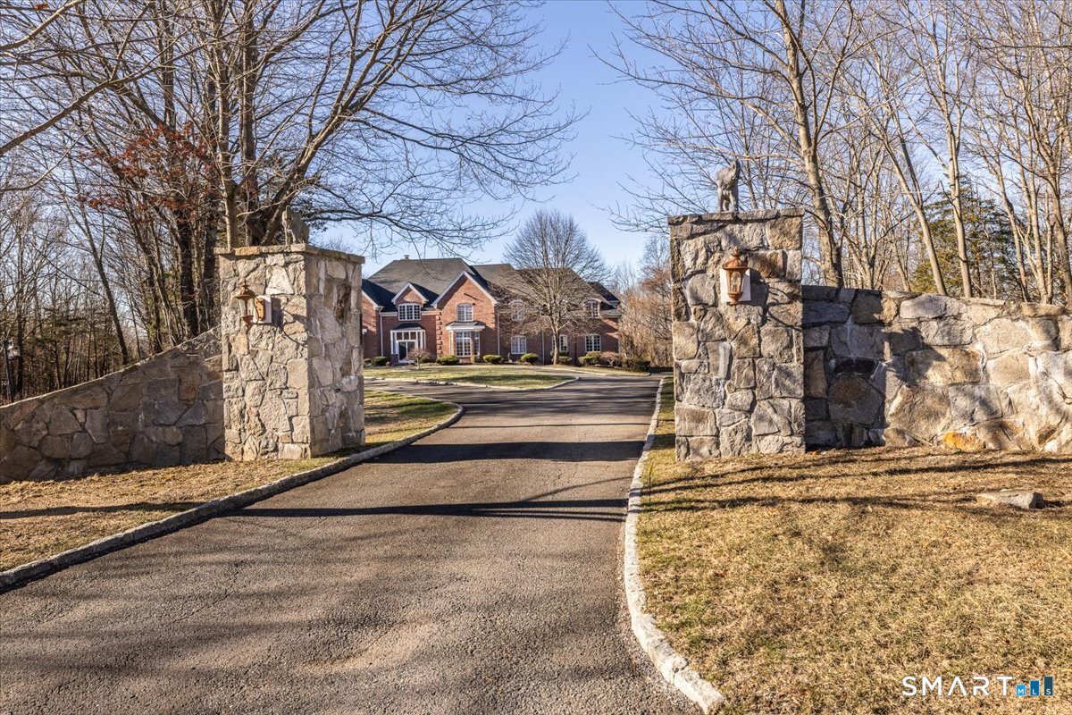 8 Nod Hill Road Oxford, CT 06478 - Photo 36 of 40