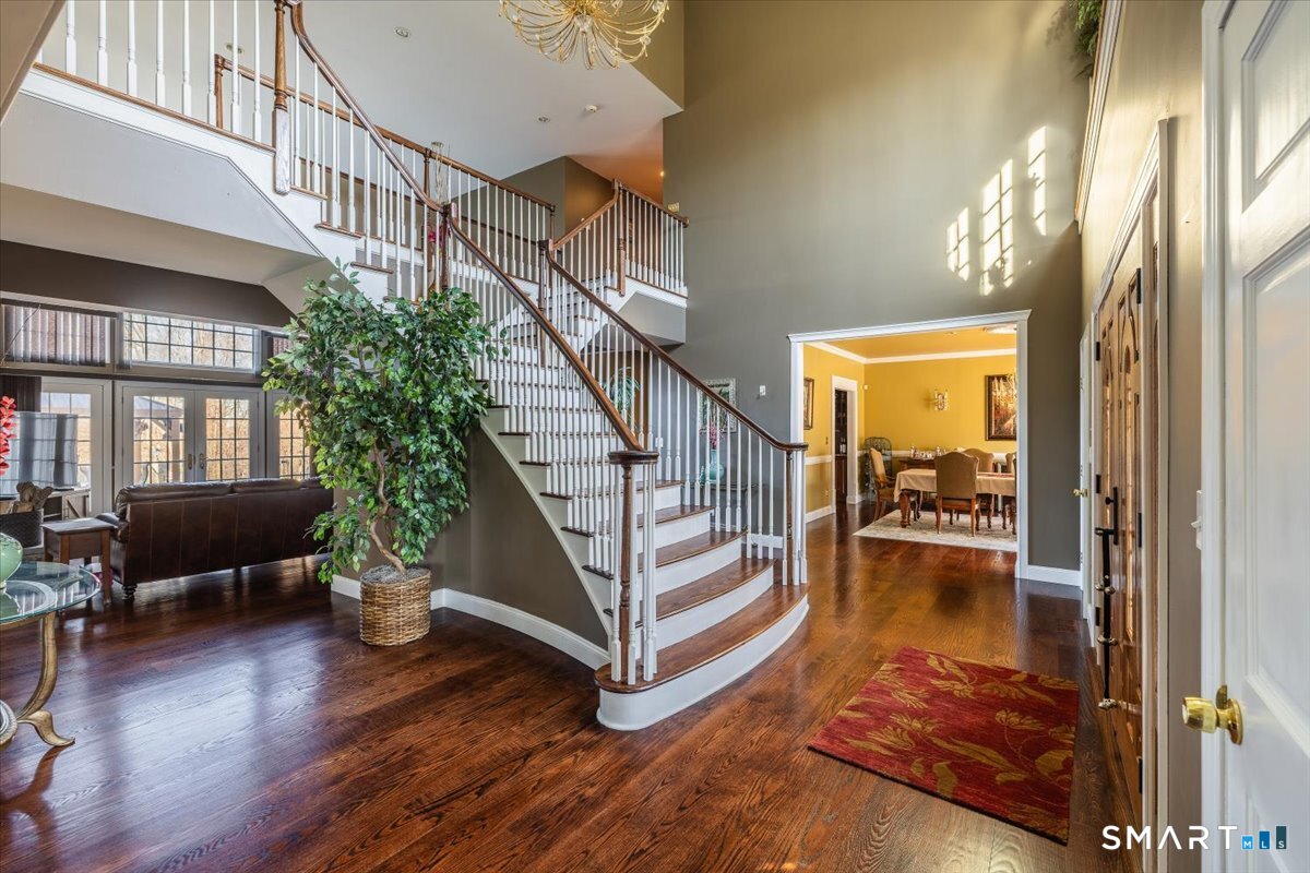 8 Nod Hill Road Oxford, CT 06478 - Photo 4 of 40