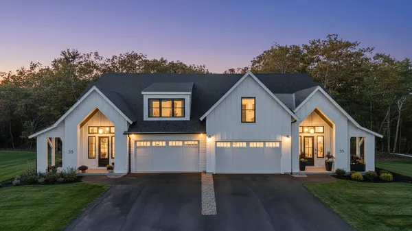 $1,025,000 | 55 Trails Edge Road, Windham, NH 03087