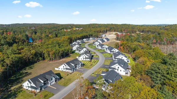 $1,025,000 | 55 Trails Edge Road, Windham, NH 03087