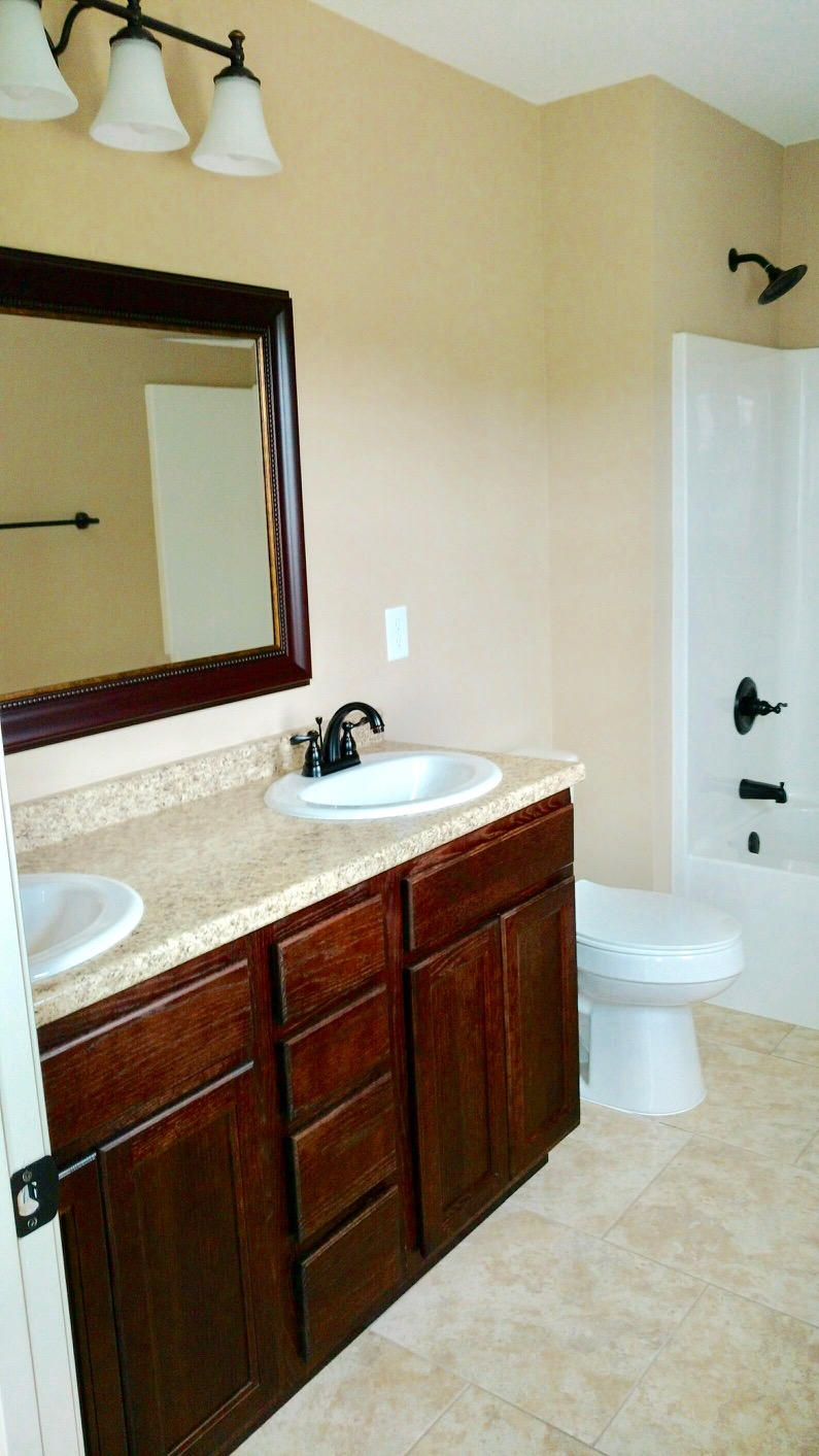 4202 Pea Ridge Road Maryville, TN 37804 - Photo 7 of 10 Bath2
