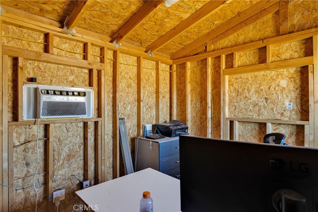 8482 Tumbleweed Road Phelan, CA 92371 - Photo 45 of 61