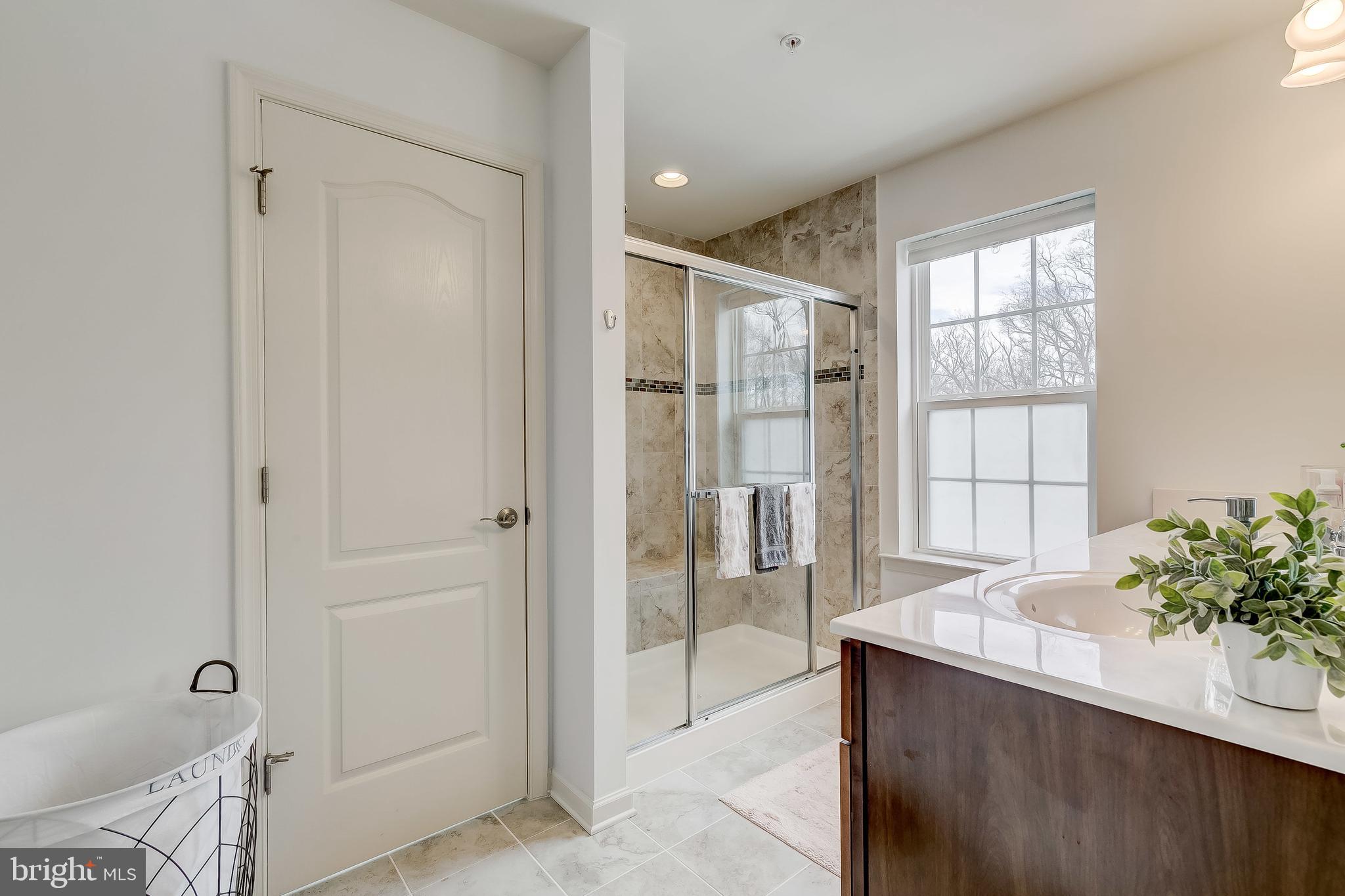 912 Morgan Run Road Baltimore, MD 21220 - Photo 21 of 37 Primary Suite Bath