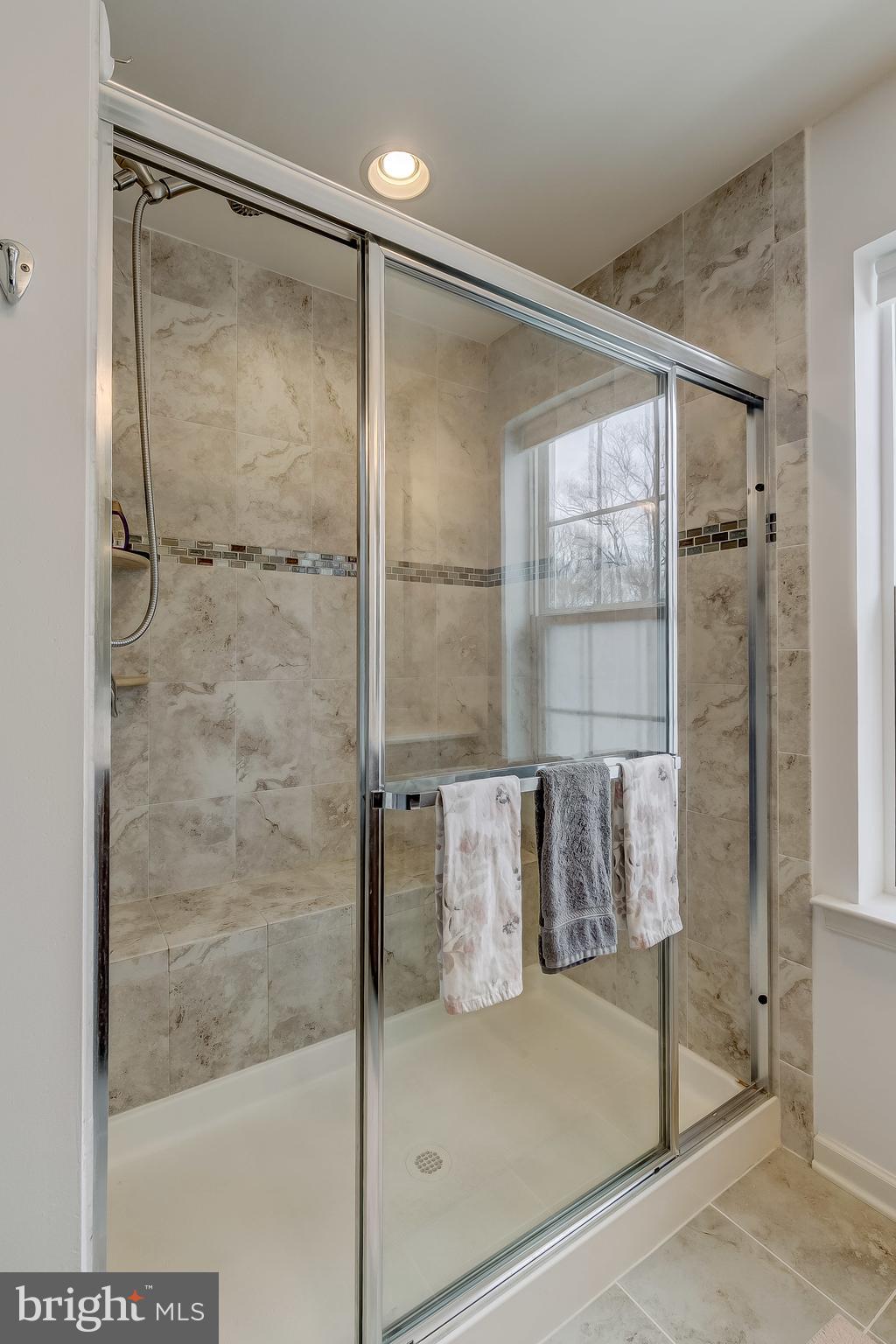 912 Morgan Run Road Baltimore, MD 21220 - Photo 22 of 37 Primary Suite Bath