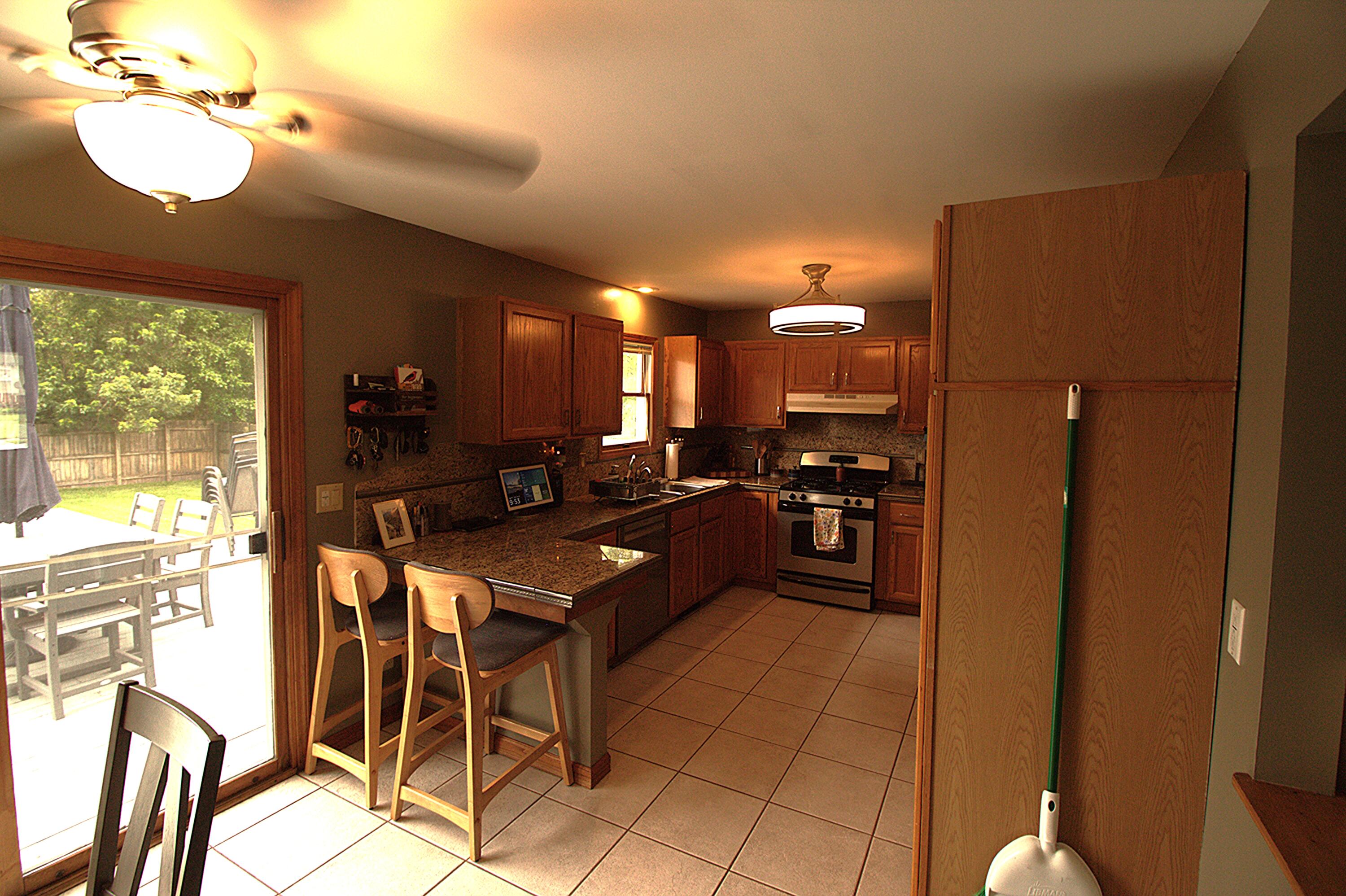 8327 Edison Street Crown Point, IN 46307 - Photo 5 of 10 3000x1997