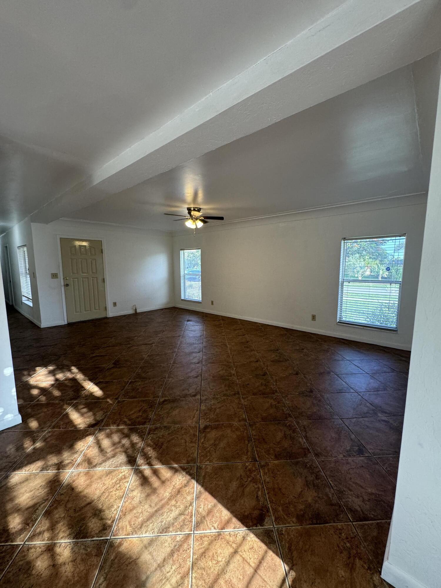 7816 Northwest 70th Terrace Tamarac, FL 33321 - Photo 6 of 37 IMG_1905