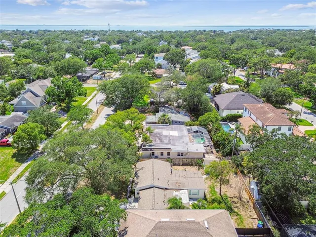 $565,000 | 4417 West El Prado Boulevard, Tampa, FL 33629