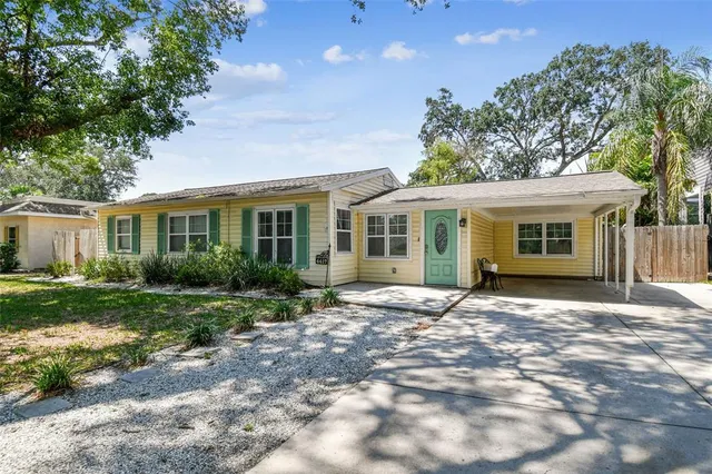 $565,000 | 4417 West El Prado Boulevard, Tampa, FL 33629