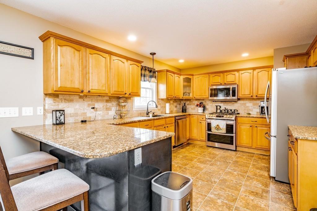 23 Delaware Avenue Springfield, MA 01119 - Photo 12 of 42