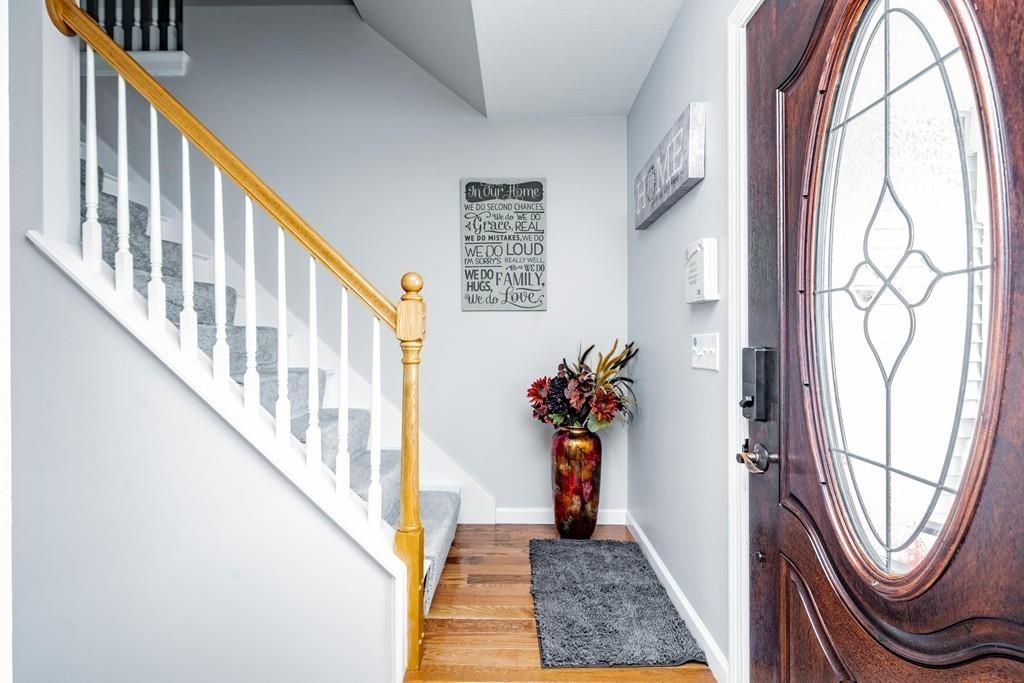 23 Delaware Avenue Springfield, MA 01119 - Photo 2 of 42