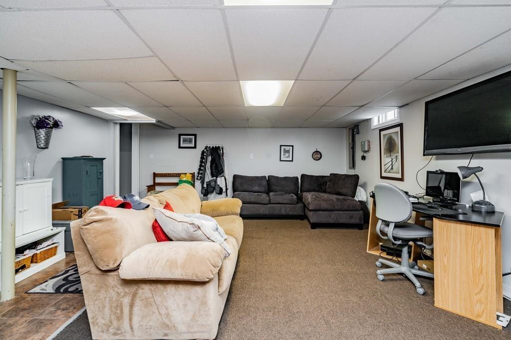 23 Delaware Avenue Springfield, MA 01119 - Photo 32 of 42