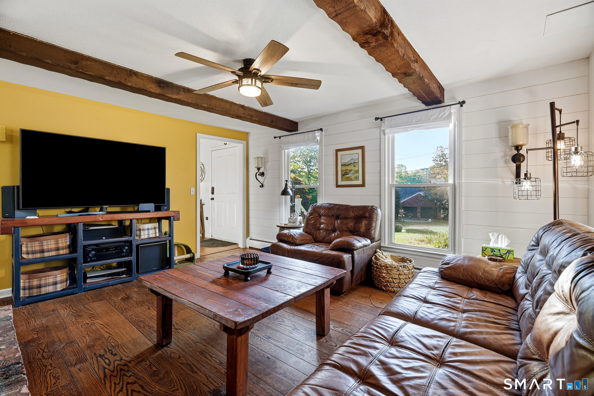 120 Maxine Road Bristol, CT 06010 - Photo 4 of 40 Gallery Image 4