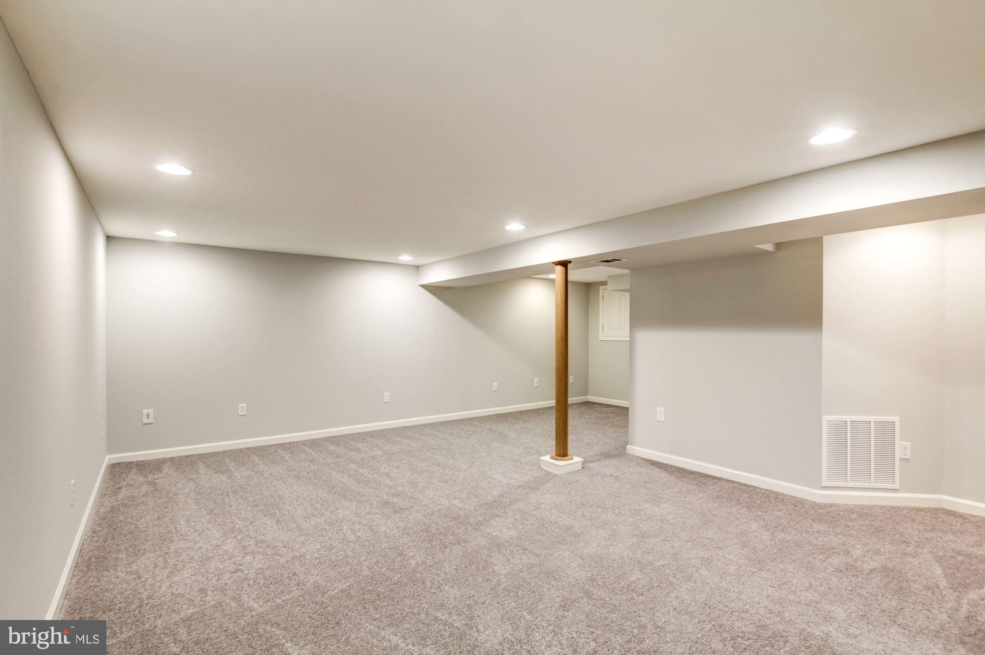 2521 Wendover Road Baltimore, MD 21234 - Photo 15 of 27