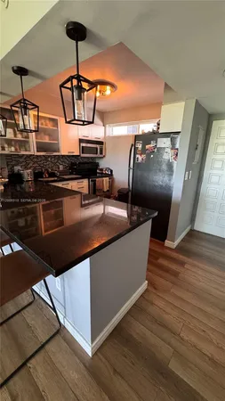 $2,300 | Legion Park, Miami, FL 33138