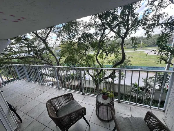 $2,300 | Legion Park, Miami, FL 33138