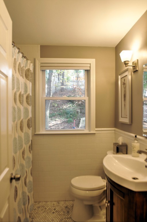 88 Concord Road Chelmsford, MA 01824 - Photo 13 of 26 Gallery Image 13
