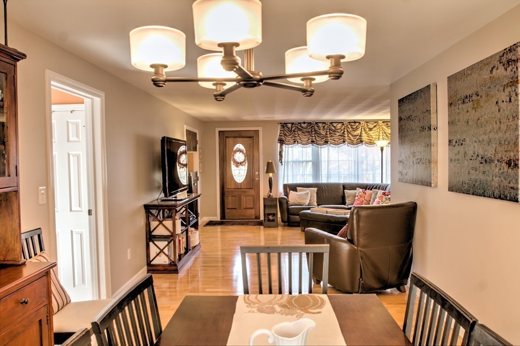 88 Concord Road Chelmsford, MA 01824 - Photo 7 of 26 Gallery Image 7
