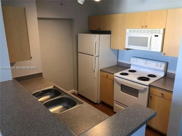 $2,050 | Parkside, Hollywood, FL 33020