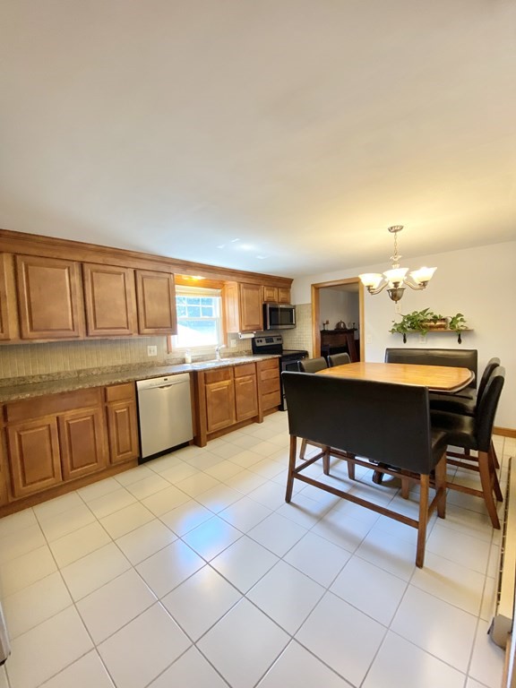 33 Lanark Road, Unit 2 Malden, MA 02148 - Photo 9 of 21 Gallery Image 9