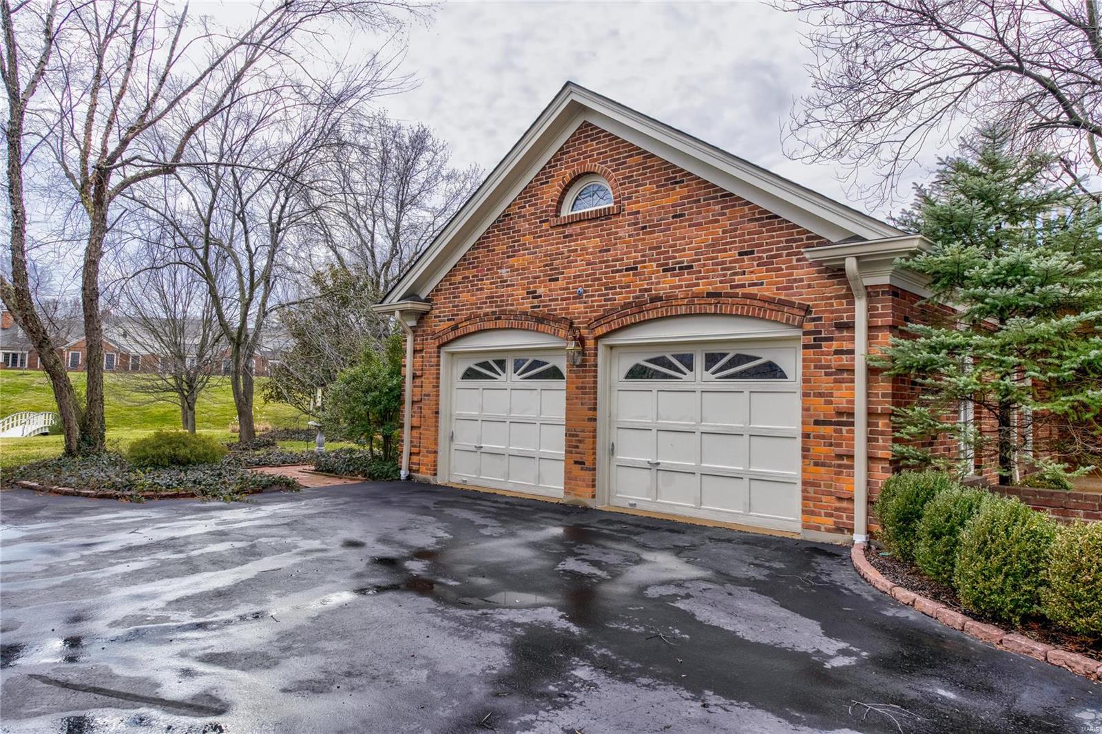 6 Woodbridge Manor Road St. Louis, MO 63141 - Photo 50 of 59 Gallery Image 50