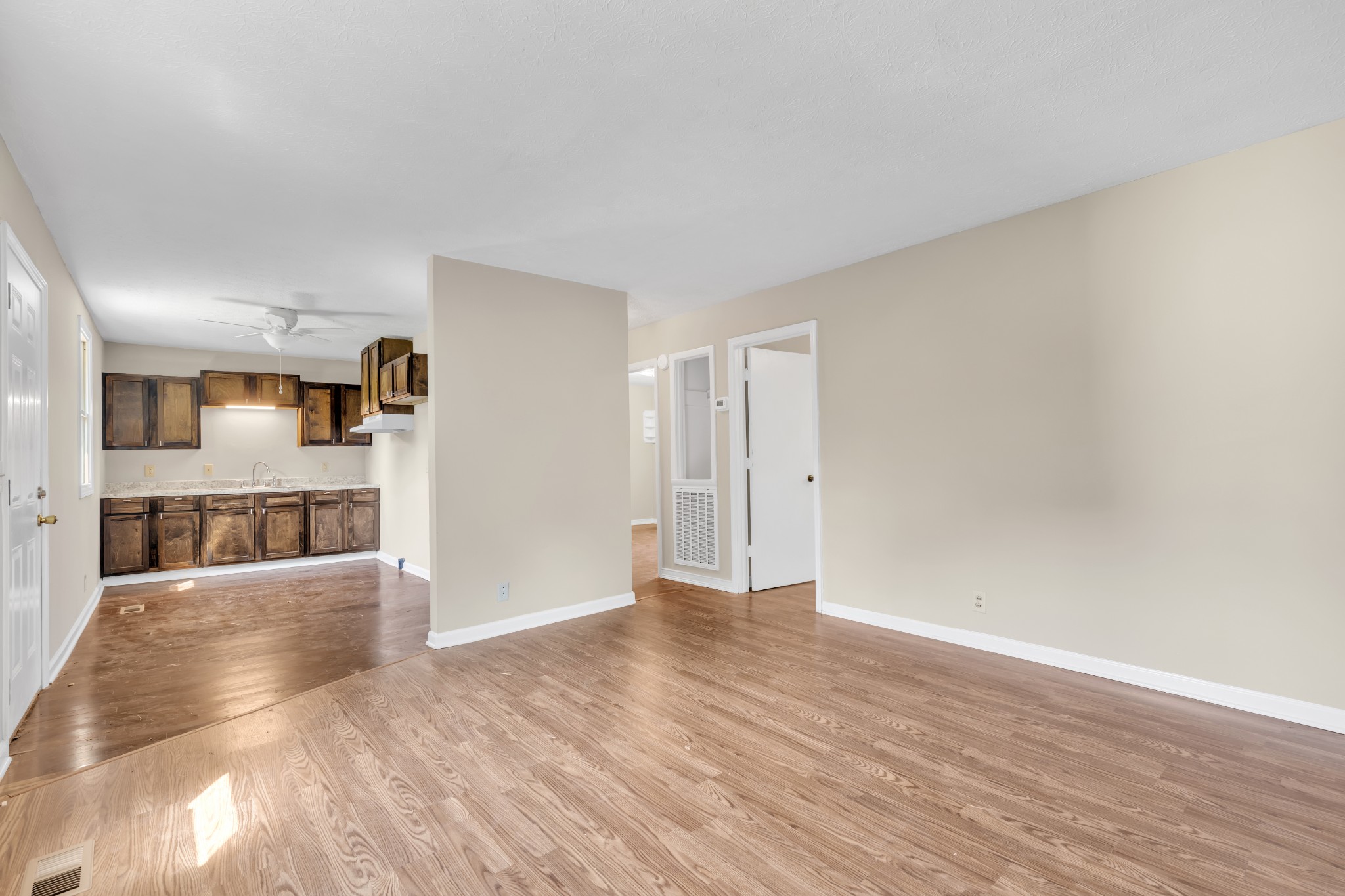 844 Circle Drive Springfield, TN 37172 - Photo 1 of 17 Gallery Image 1