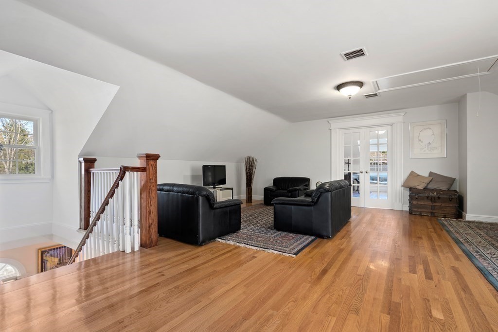 50 Woodfall Road Belmont, MA 02478 - Photo 26 of 30